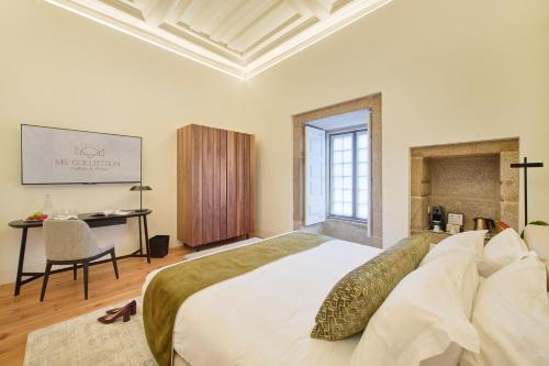 Classic Double Room with Garden View