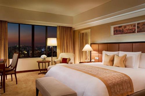 Club Deluxe City View, Club level, Guest room, 1 King