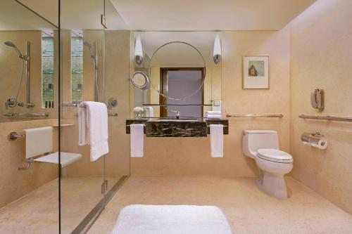 Deluxe Room, Guest room, 1 King
