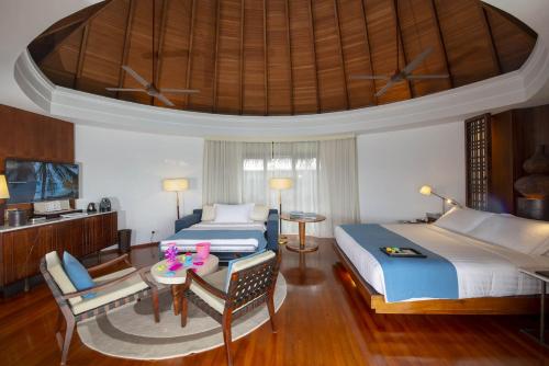 Family Water Villa