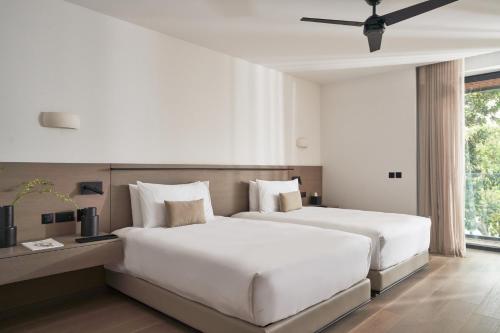 LUX* Grand Beach Pool Villa