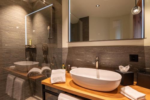 Double Room West