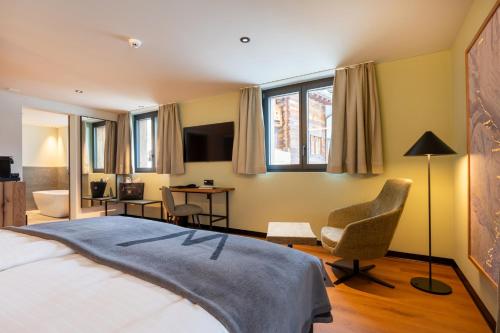 Double Room North