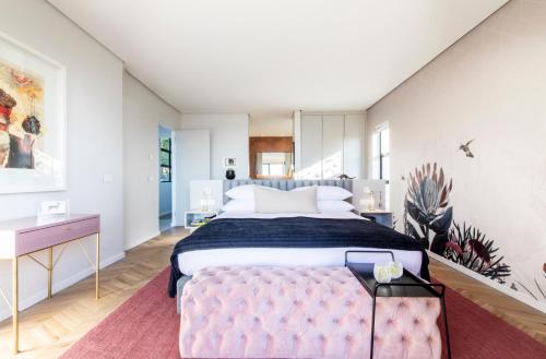 Executive King Room 