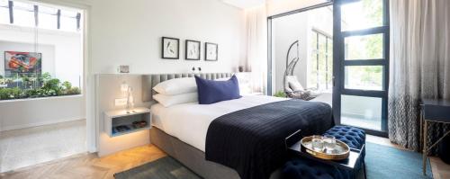 Luxury King Room