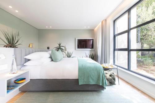 Luxury King Room