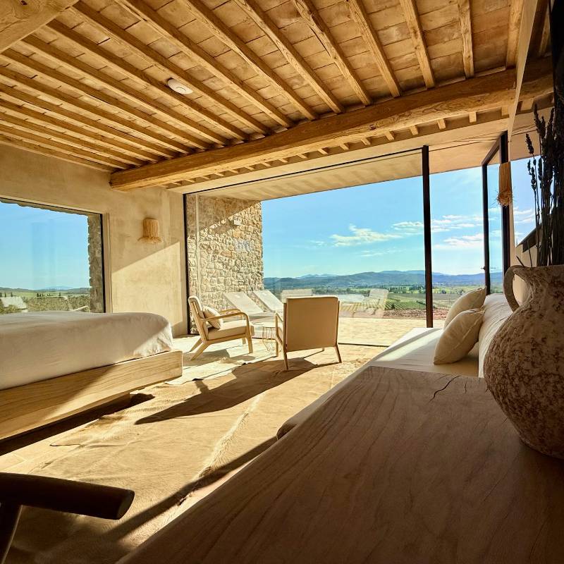 Vineyard Signature Suite- VSS