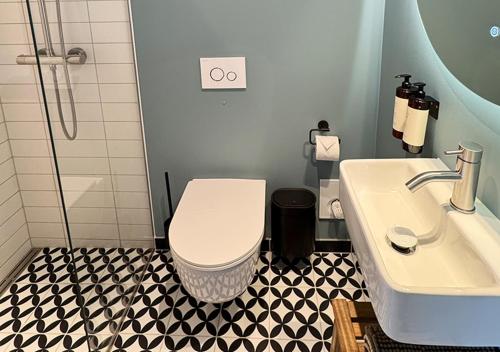 Double Room with Private Bathroom