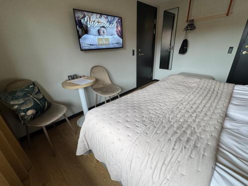 Double Room with Private Bathroom