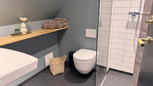 Single Room with Private Bathroom