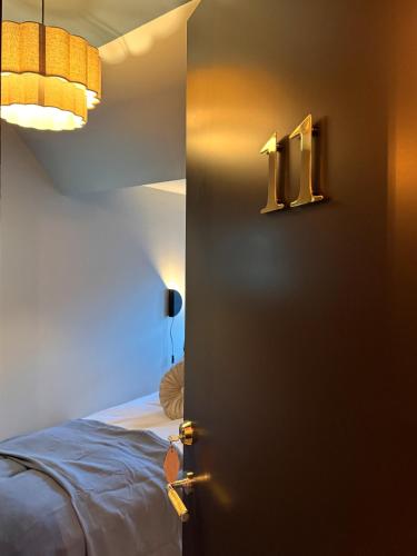 Single Room with Private Bathroom