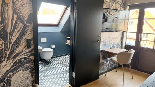 Double Room with Private Bathroom