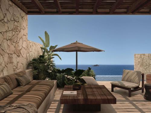Sea Queen Suite with Terrace, Seating Area and Aegean Sea View