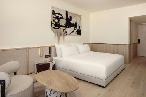 Executive King Guest Room with Ocean View