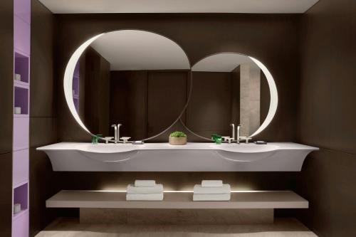 Presidential Suite - Lounge Access