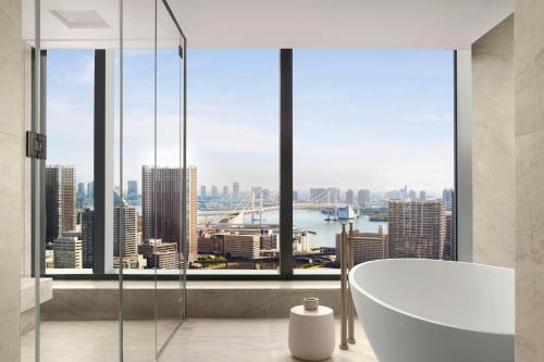 Presidential Suite - Lounge Access