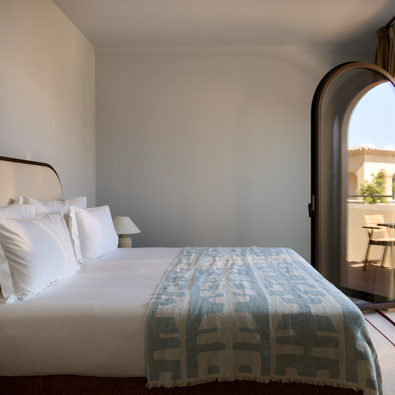 Delos Harbor Suite
