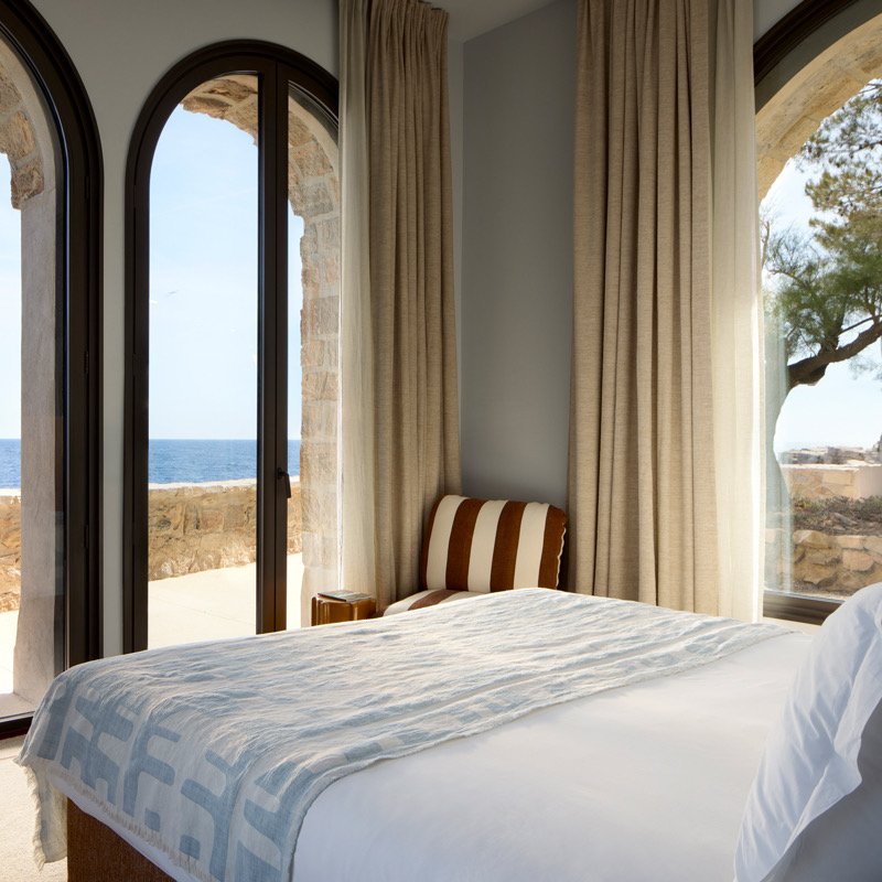 Delos Pavilion Suite