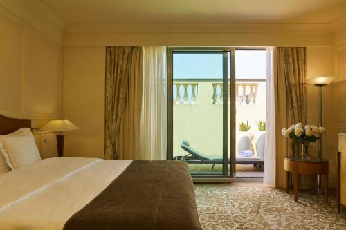 Laguna suite with Extra bed (3 Adults + 1 Child)