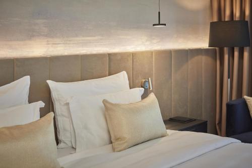 Grand Deluxe with Terrace Sea View and Extra bed (2 Adults + 1 Child)