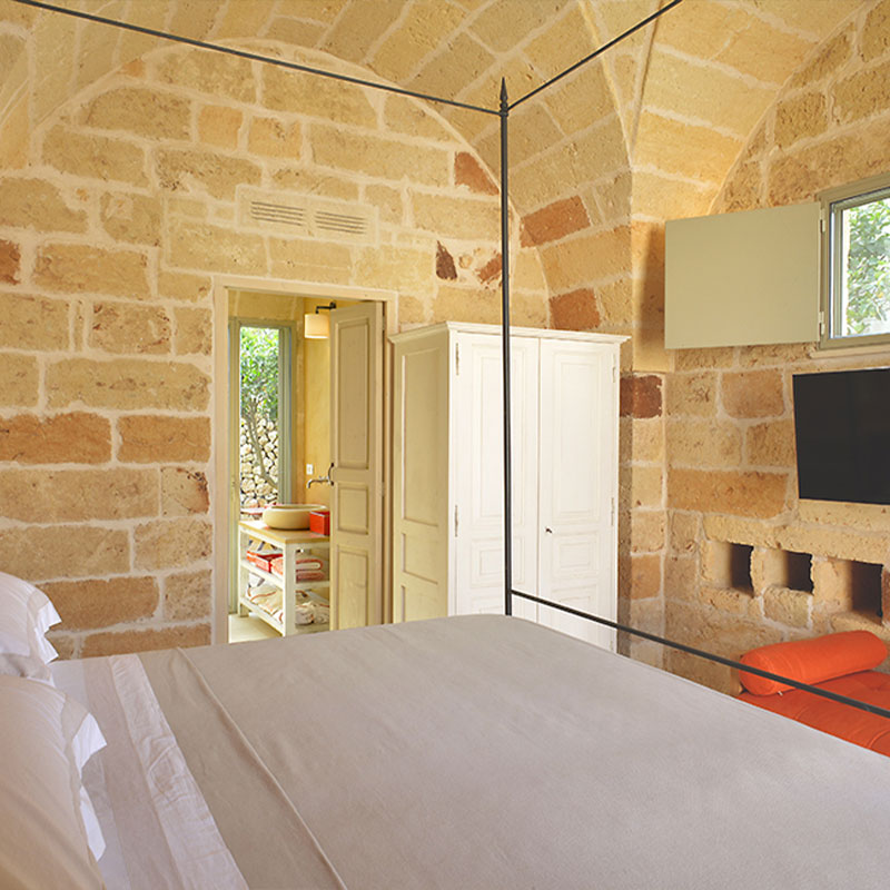 COURTYARD ROOM - NOCE