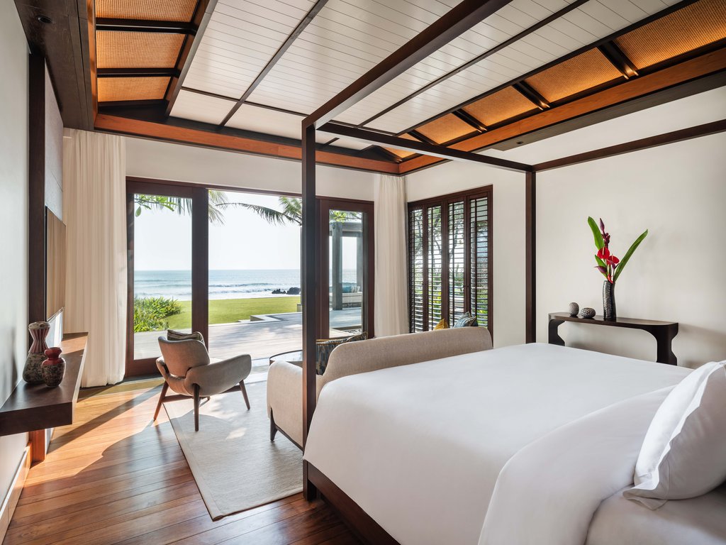 room_title_one-bedroom-villa-beachfront-private-pool
