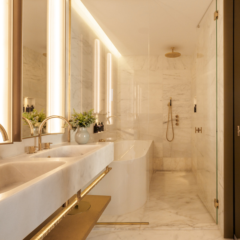 Grand Penthouse Suite