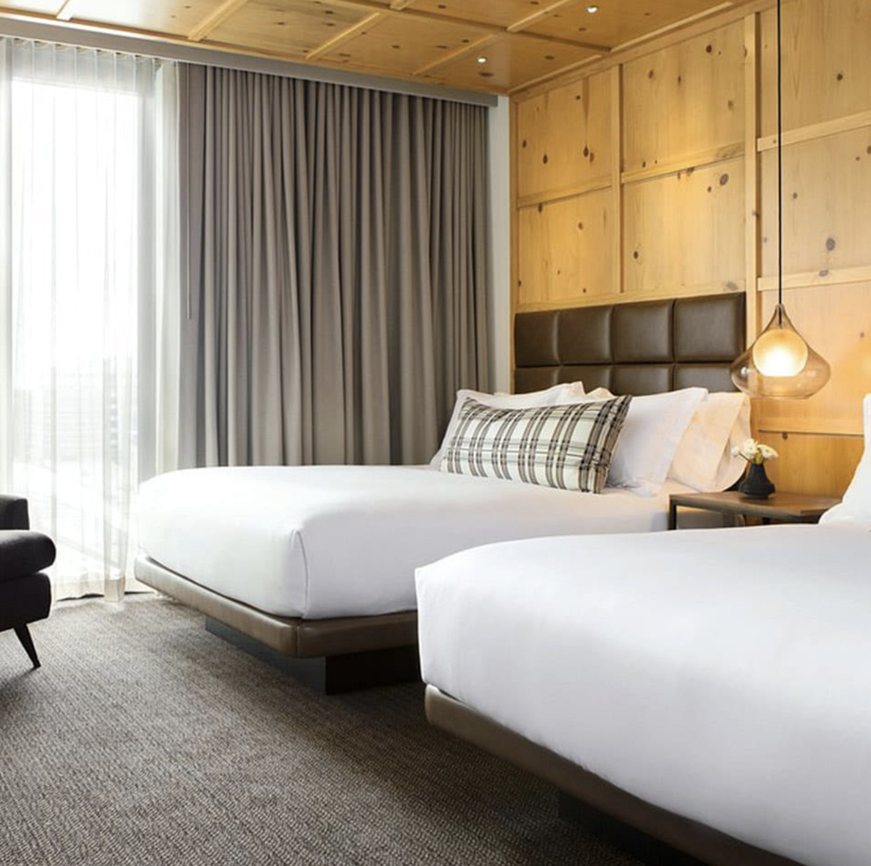 Deluxe Two Queen Room