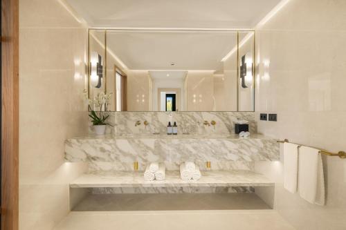 Marbella Suite