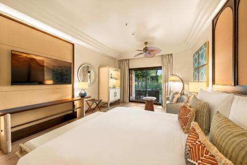 Deluxe Double or Twin Room with Pool Access