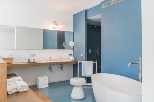 Suite With Balcony