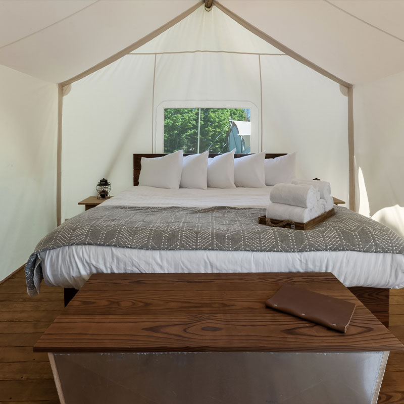 Suite with Kids Tent