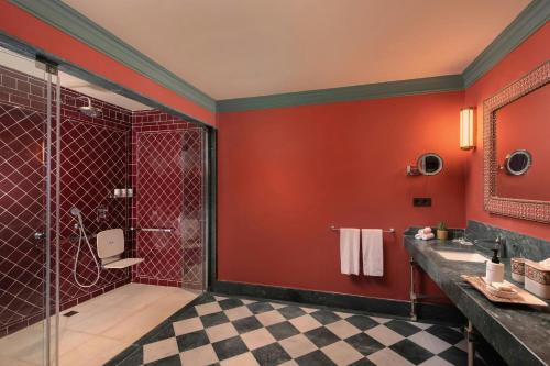 Junior One-Bedroom Super King Suite