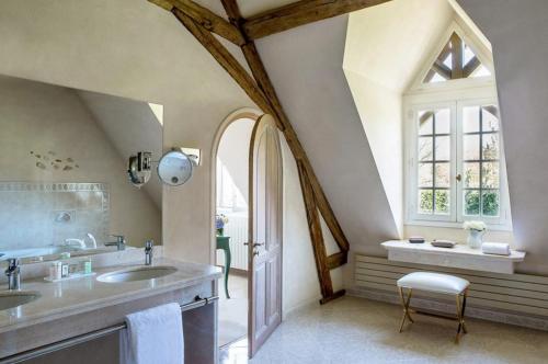 Prestige Suite