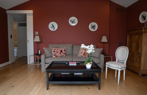 Prestige Suite