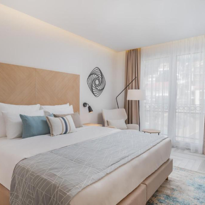 Superior Sea View room with balcony