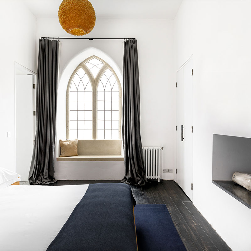 Chapel Premium