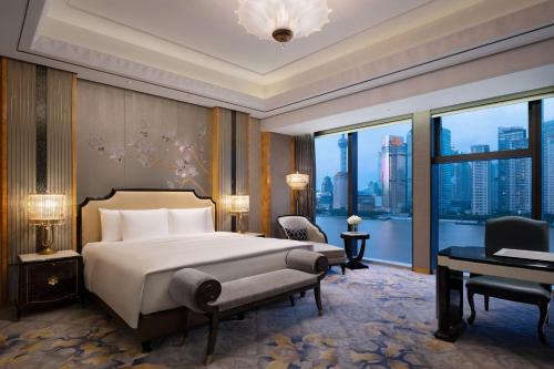 Grand River View Room