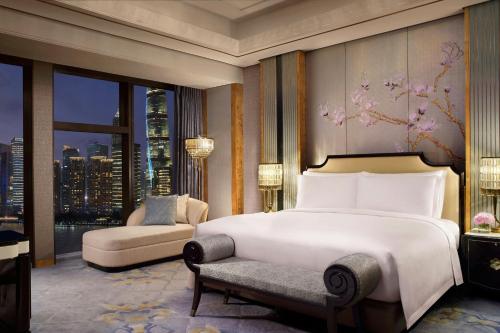 Grand River View Room