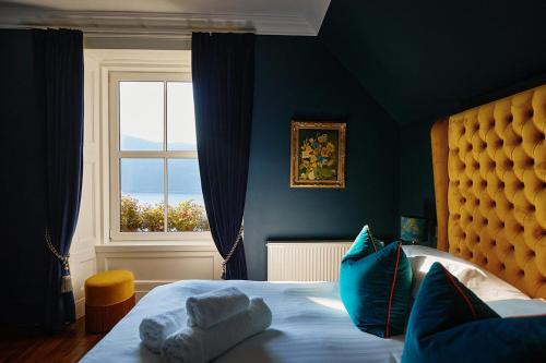 King Room with Lake View