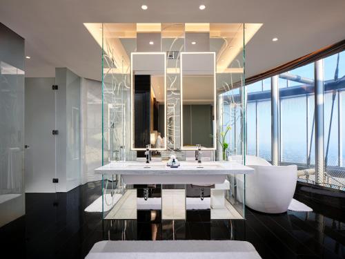 J Suite, including Happy Hour at Yi Lounge