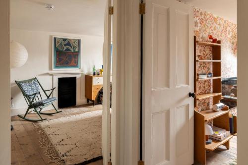 Deluxe King Suite