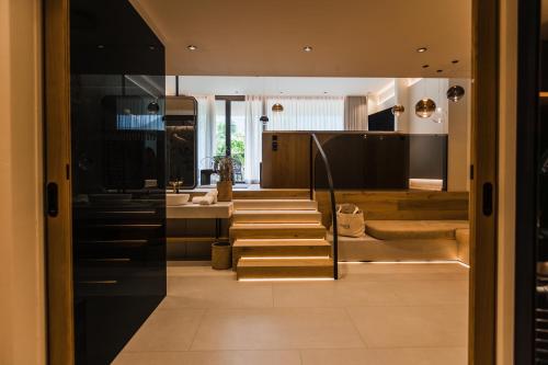 Deluxe Suite with Spa Bath