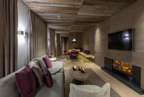 Penthouse Suite 
