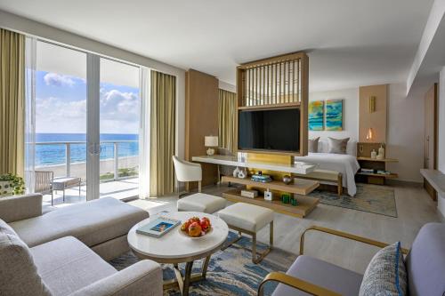 Ocean Front One Bedroom Suite