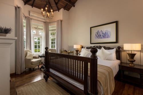 Lilac Room with complimentary High Tea, Room Upgrade based on availability, Specialty Dining Experience, Guided Tea Bush Walk and Tea Factory Visit
