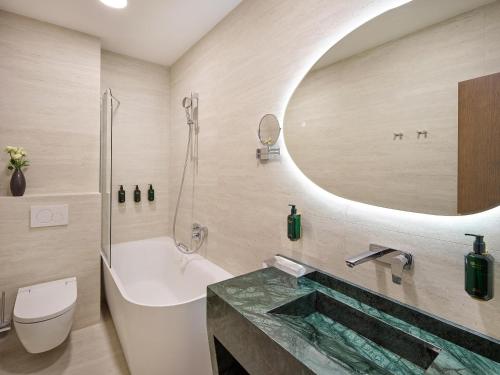 Deluxe Double or Twin Room with Balcony