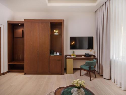 Premium Double or Twin Room with Balcony