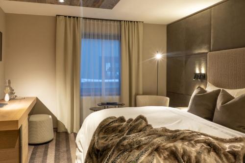 Junior Double Room