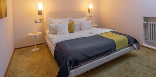 Deluxe Suite With Balcony